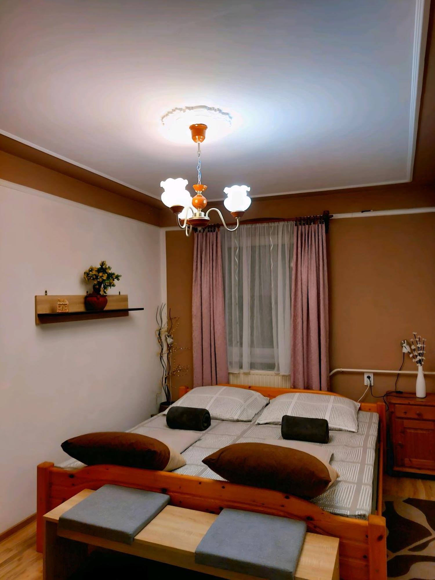 Ferienwohnung Kata Vendeghaz Sátoraljaújhely Exterior foto